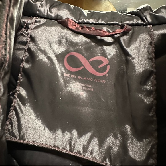 BEE BY MONT NOIR Down Hooded Puffer - Picture 4 of 11